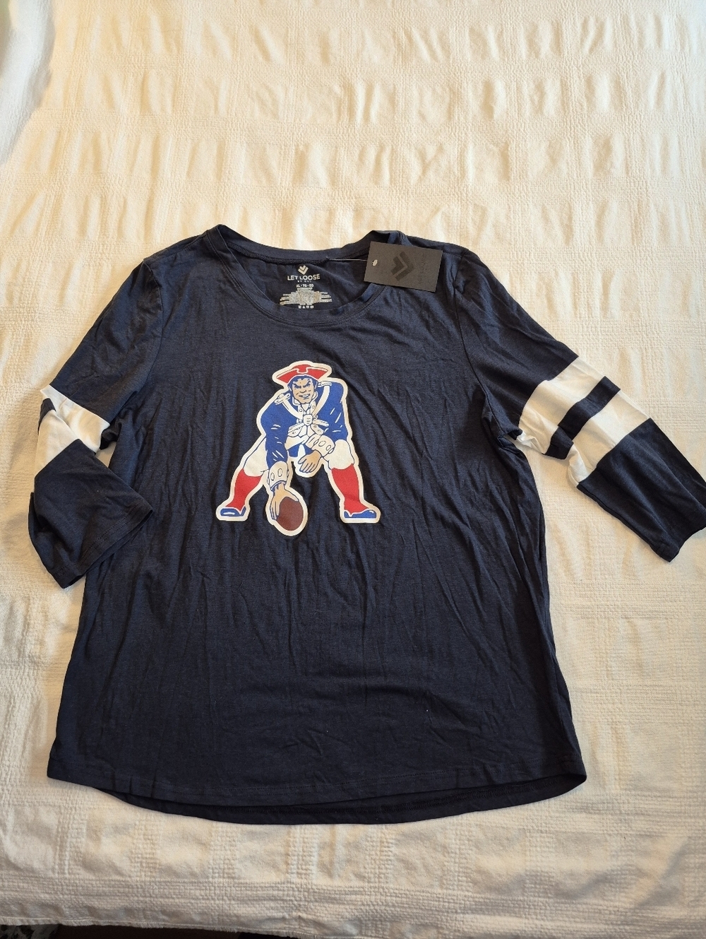 Let Loose women's XL blue 3/4 sleeve shirt features the "Pat Patriot" logo, NWT